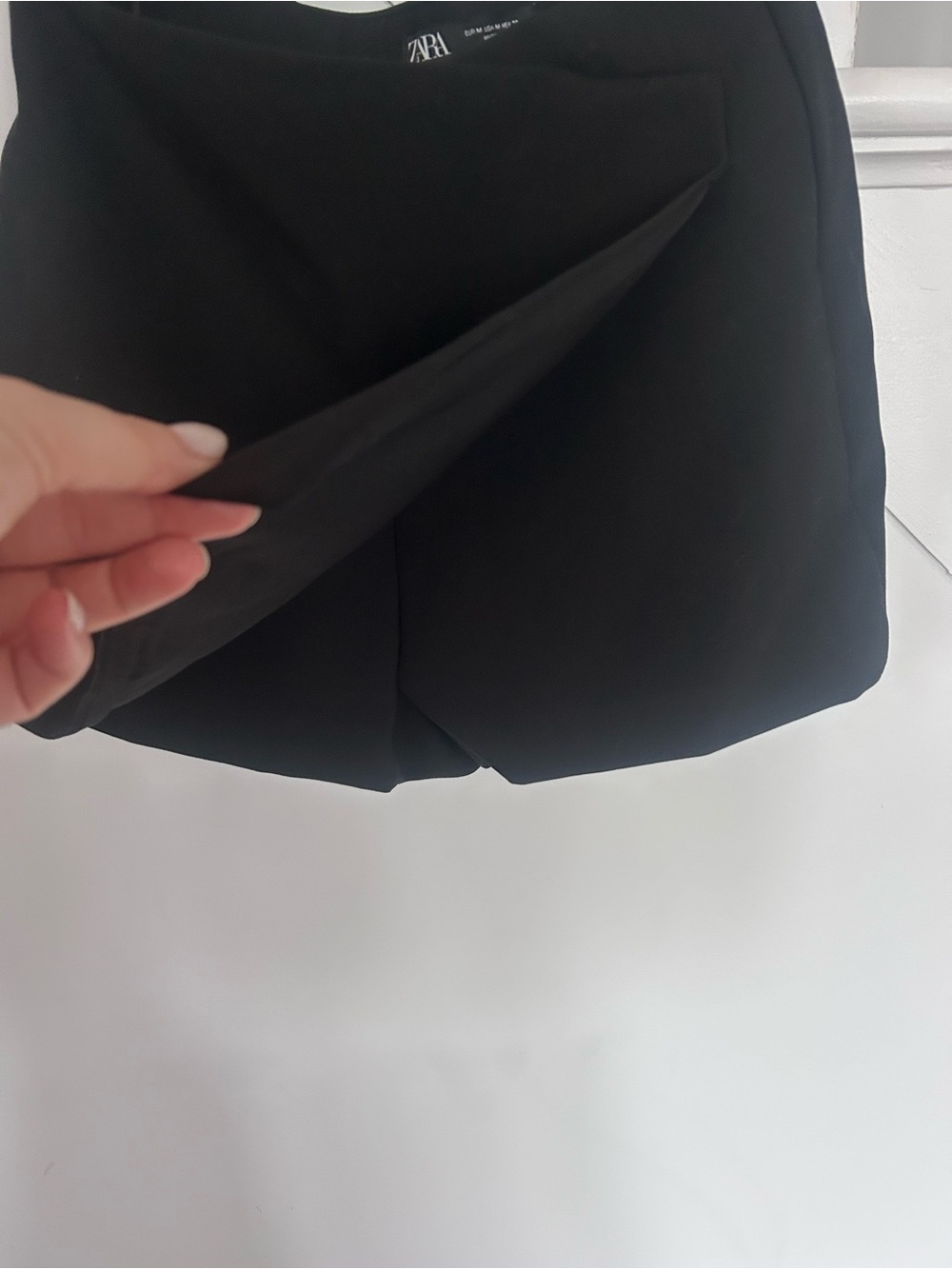 ZARA Black Mini Skort - Picture 2 of 3